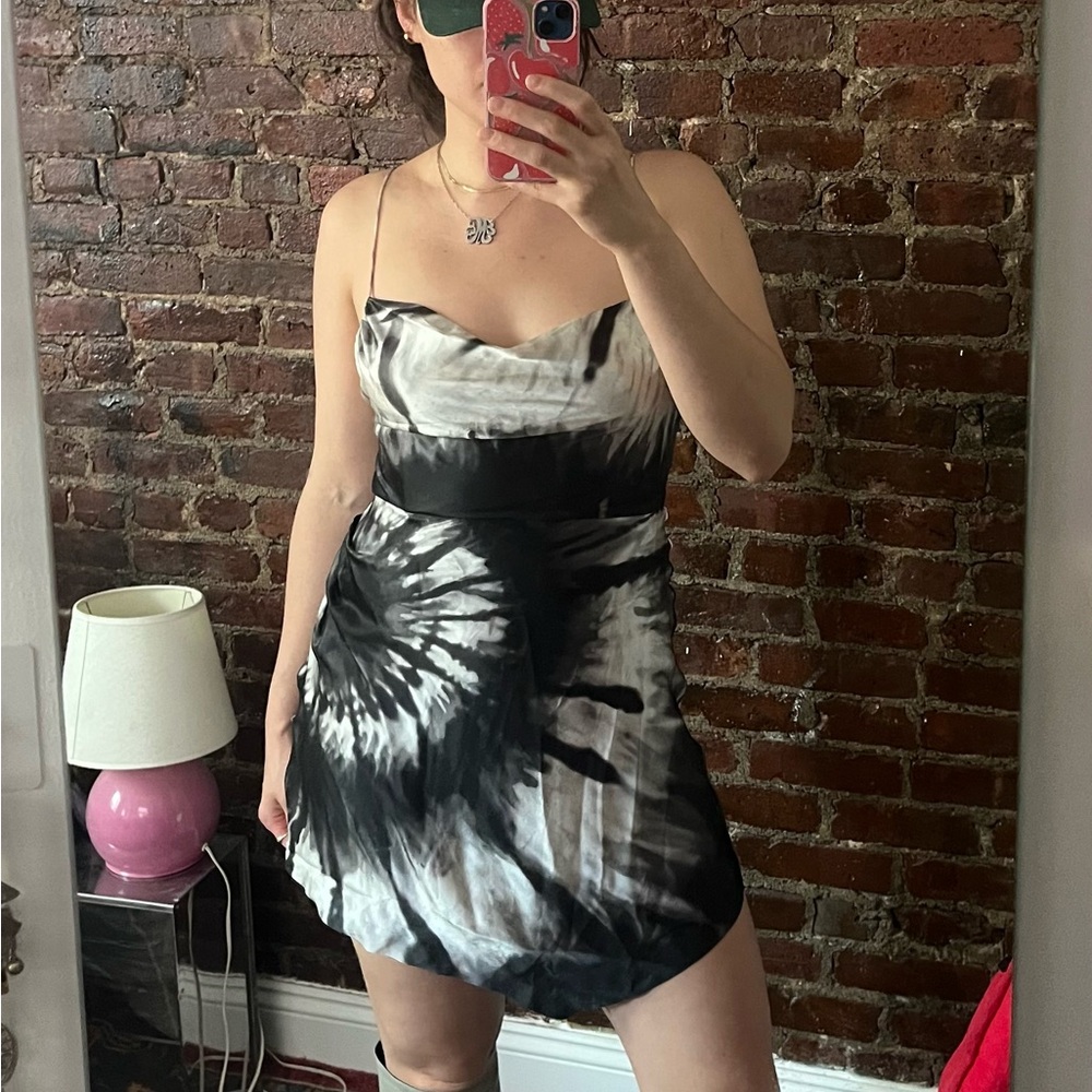 Stylish Black and White Tie-Dye Dress